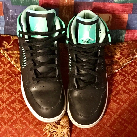 black and mint jordans